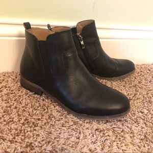 Franco Sarto ankle booties
